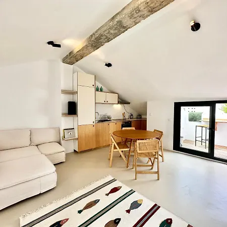 公寓 Peral Old Town Penthouse - Eaw Homes