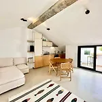 Apartamento Peral Old Town Penthouse - Eaw Homes