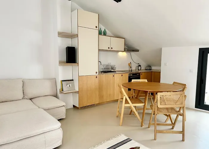Peral Old Town Penthouse - Eaw Homes 아파트 *