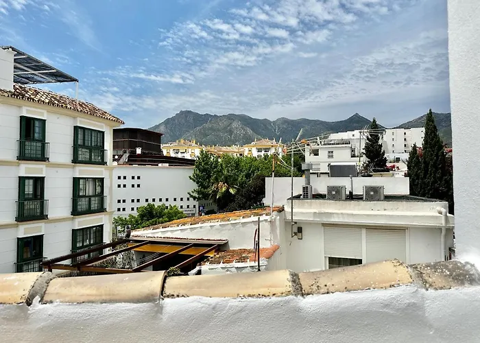Peral Old Town Penthouse - Eaw Homes