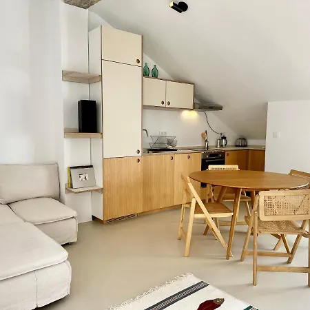 Peral Old Town Penthouse - Eaw Homes Apartment *