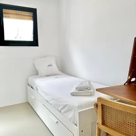 Peral Old Town Penthouse - Eaw Homes