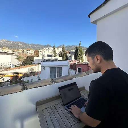 Peral Old Town Penthouse - Eaw Homes Lejlighed Marbella